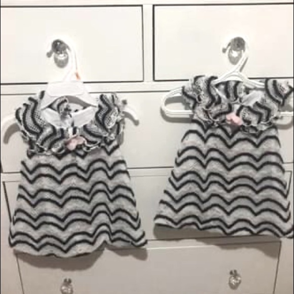 Little girls cute dresses.